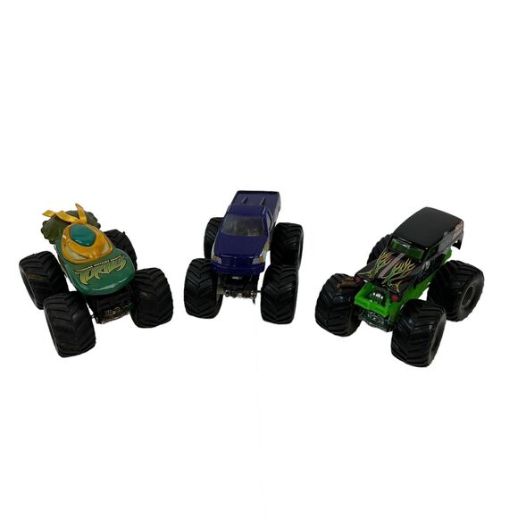 Hot Wheels Other - Lot of 3 Hot Wheels Monster Jam Truck Grave Digger Ninja Turtles Manic Rev Tredz